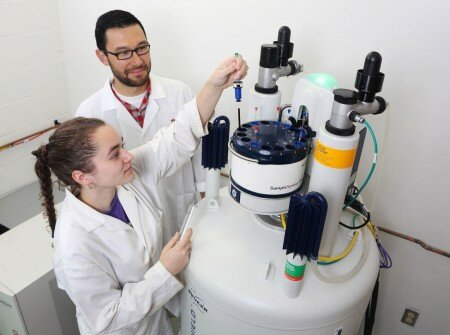 Dr. Jason Masuda works with researcher Angela Todd, a BSc student at Saint Mary’s University (photo courtesy of SMU)